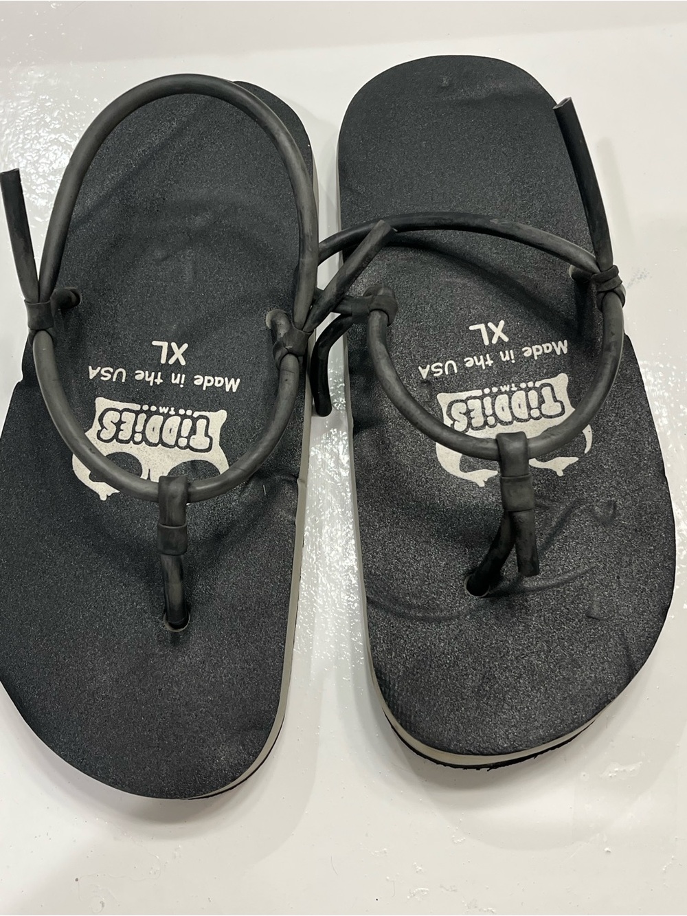 TIDDIES MEN SANDALS  XL 
Sandals with Secure Toe Loop